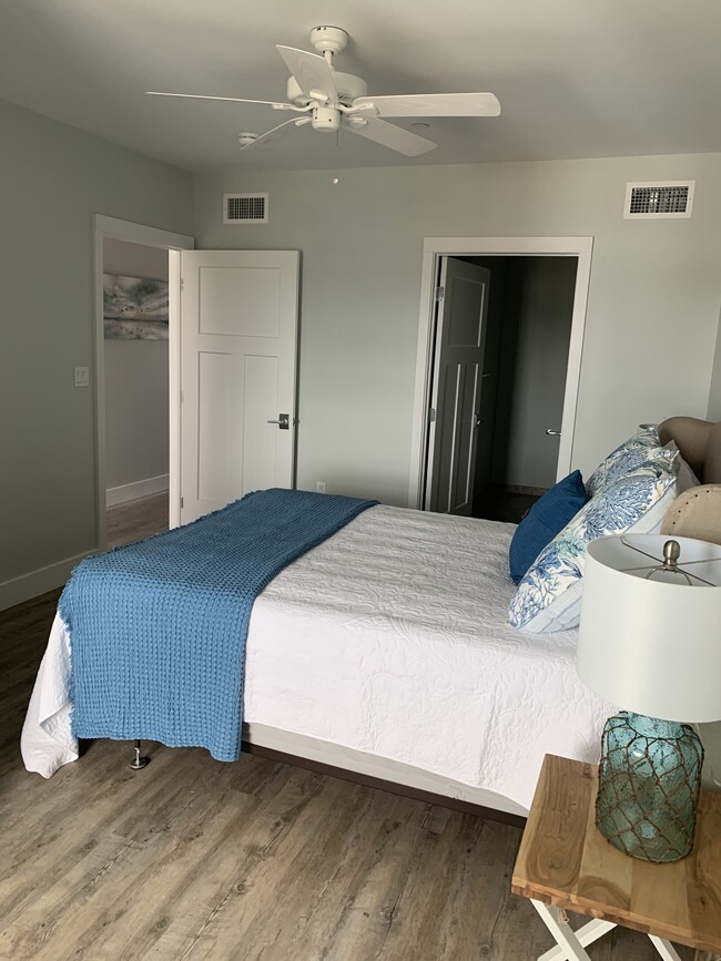 Bedroom - 101 Ocean Blvd