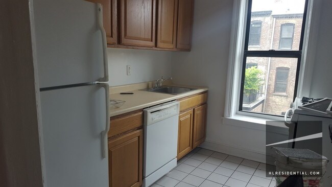 Building Photo - 112 Garfield Pl