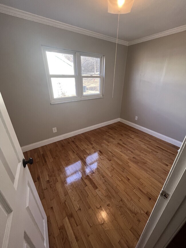 648 Green Cliff Dr, Fenton, MO 63026 House Rental in Fenton, MO