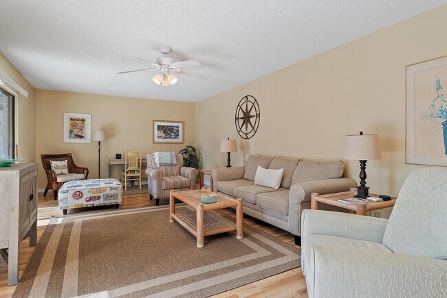 Foto del edificio - 1420 Ocean Way