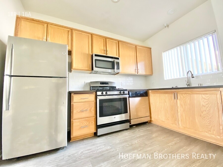 251 Robinson St Unit 105A, Los Angeles, CA 90026 Room for Rent in Los