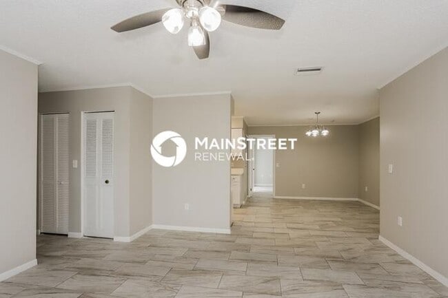Building Photo - 3 Bedroom Pet-Friendly Home in WINTER HAVE...