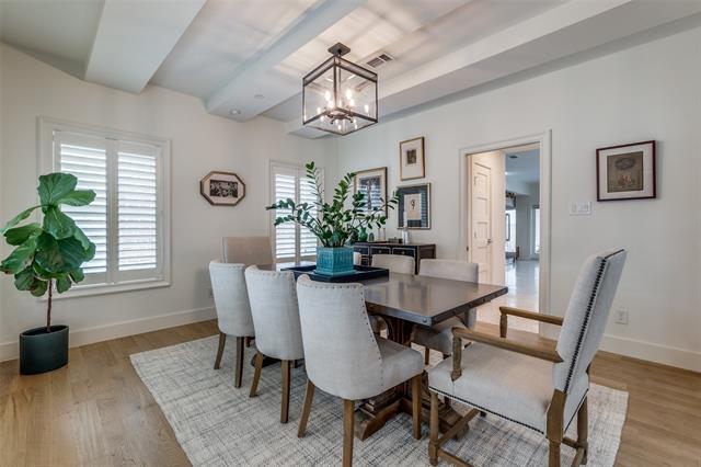 Foto del edificio - 2829 Dyer St