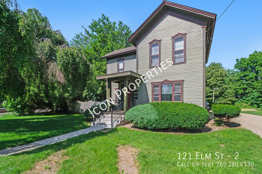 121 Elm St #2 - 121 Elm St  #2