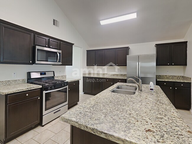 Building Photo - 7234 Basque Country Dr