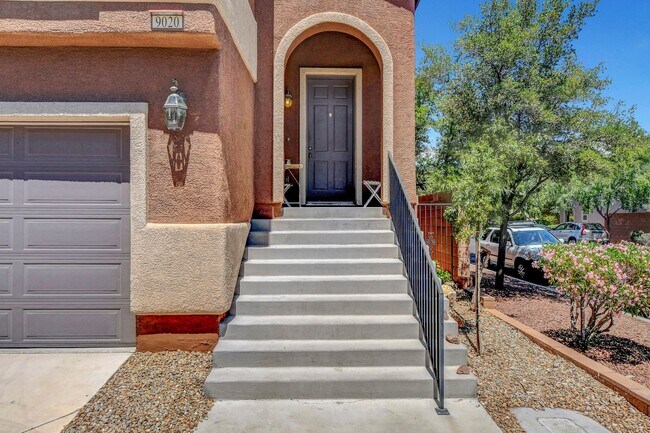 Building Photo - 3 Bedroom Split Level Home in Centennial H...