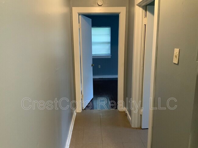 Building Photo - 1698 Gaither St