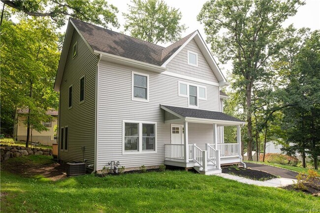 Foto del edificio - 5 Willow Ave