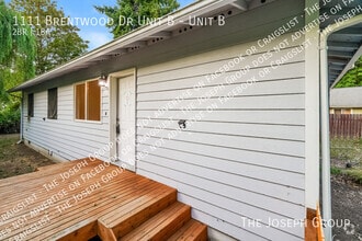 Building Photo - 1111 Brentwood Dr