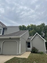 Building Photo - 9131 E 85th Pl