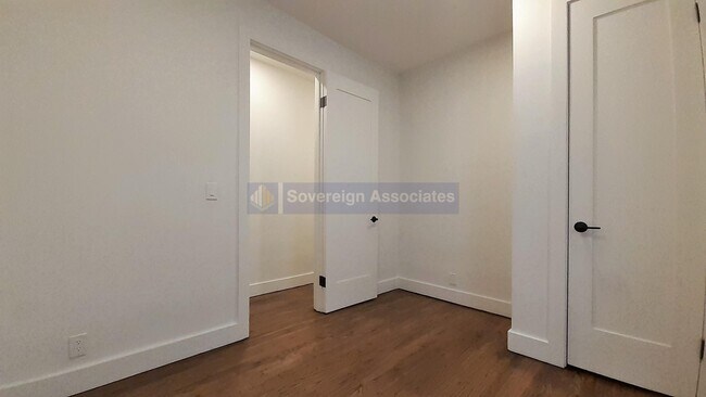 Foto del edificio - 186 Claremont Ave