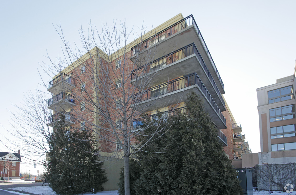 Villa Giordano Appartements - 7373 Martin Grove Rd Vaughan, ON ...