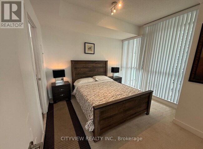 Photo du bâtiment - 4099-4099 Brickstone Mews