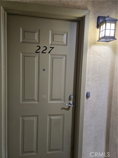 Foto del edificio - 1437 Lomita Blvd