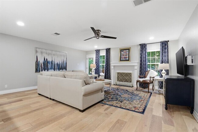 Foto del edificio - 16608 Jadestone Dr
