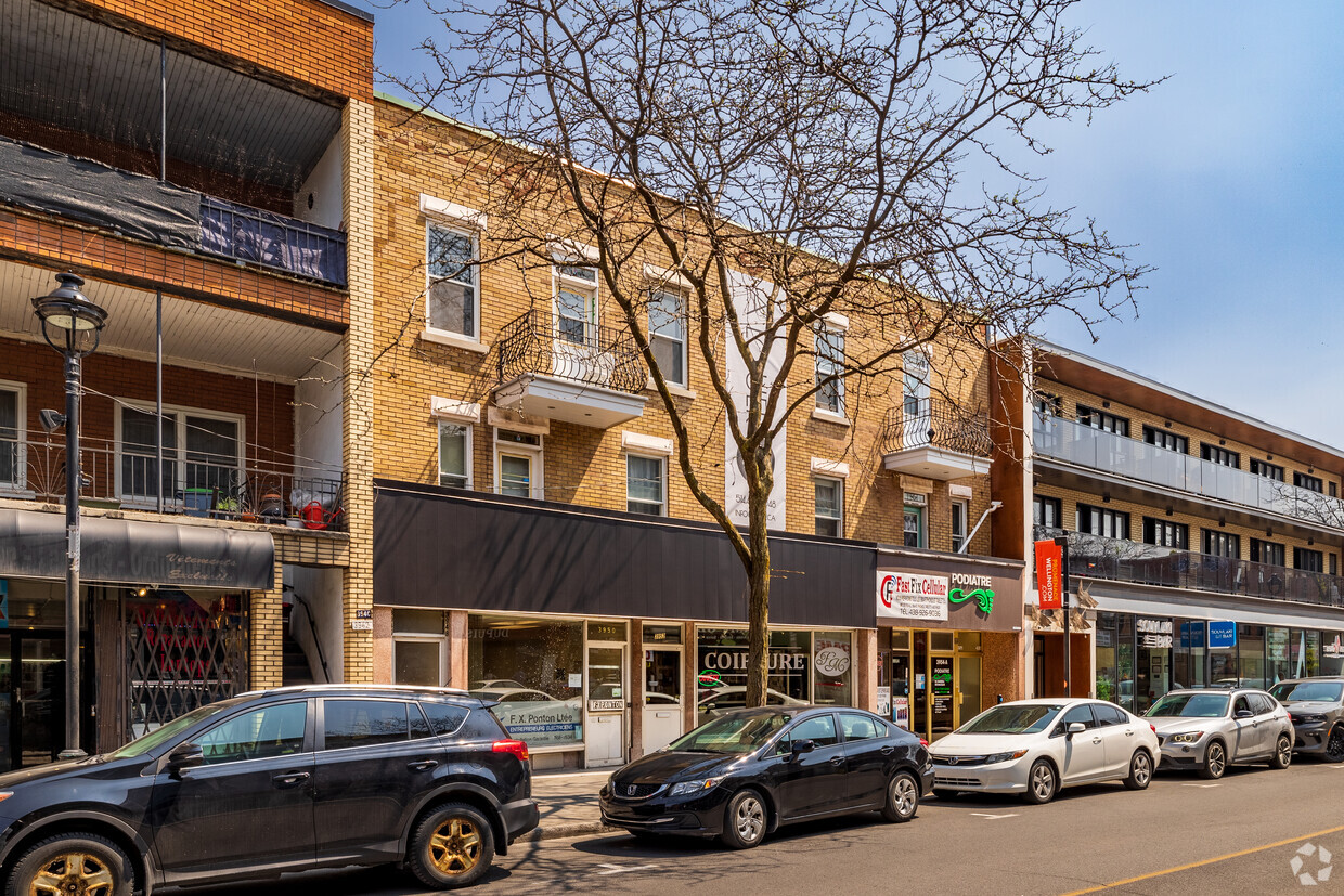 Building Photo - 3950-3958 Rue Wellington