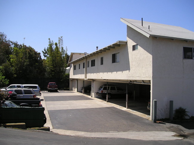 Alternate Building View 1 - Maui Apartments