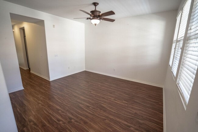 Foto del edificio - Esperto 2 Bedroom Townhome for Rent in Val...