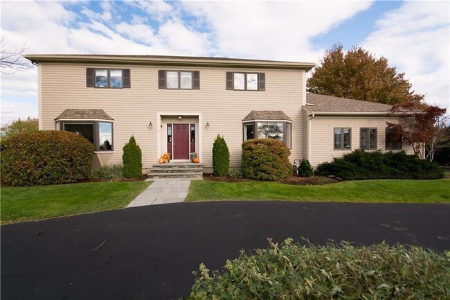 Building Photo - 75 Crestview Dr