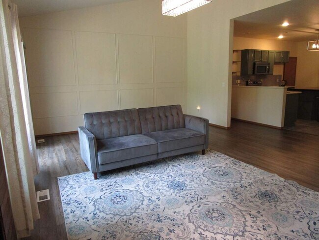 Foto del edificio - 3 Bedroom Home in Gig Harbor’s Minterwood