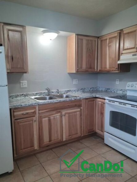 Building Photo - Now Available! Remodeled 2 bedroom, 1 bath...