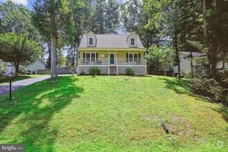 Building Photo - 6219 Forest Grove Dr