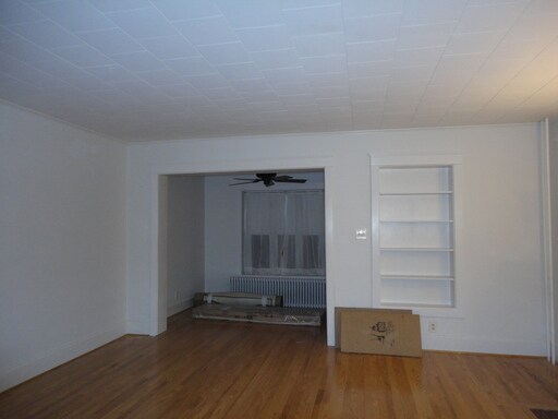 Building Photo - 2214 W Allen St
