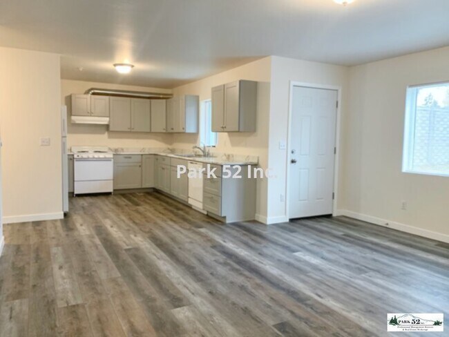 Foto del edificio - 14430 Union Ave SW