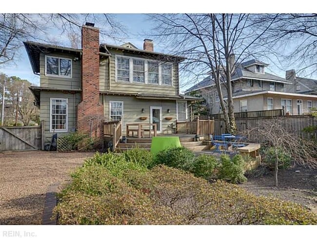 Building Photo - 1707 Bolling Avenue