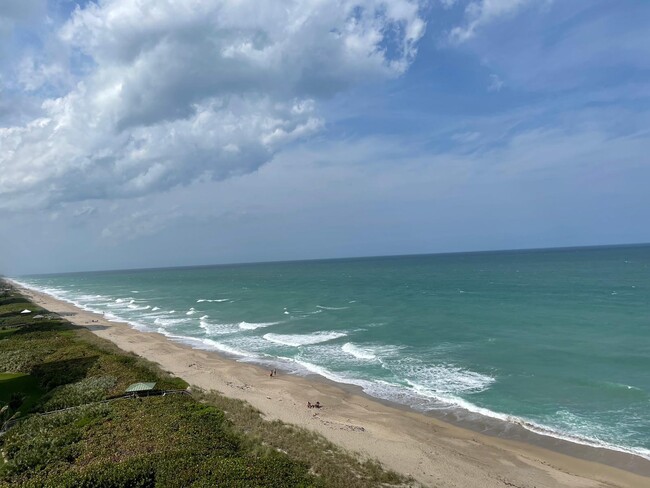 Foto del edificio - 10044 S Ocean Dr