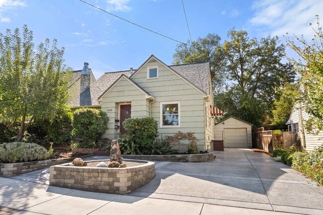 Building Photo - 1116 Reddy Ave