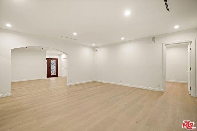 Building Photo - 5833 Jamieson Avenue, Los Angeles, CA 9131...