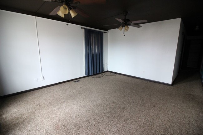 Building Photo - Cozy 3 Bedroom Ranch Home