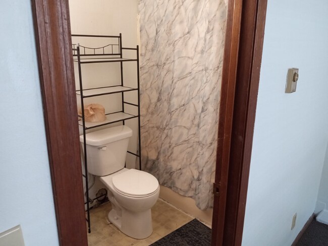 Foto del edificio - 4766 Wolverton Ln