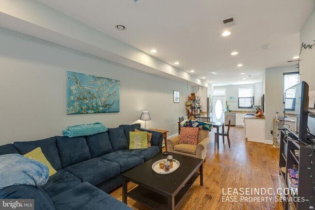 Foto del edificio - 604 Harvard St NW