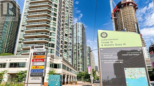 Photo du bâtiment - 12 Yonge St