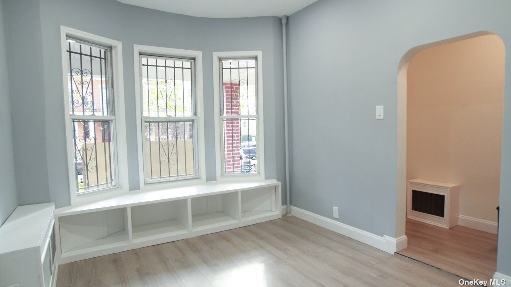 Primary Photo - 2713 Newkirk Ave