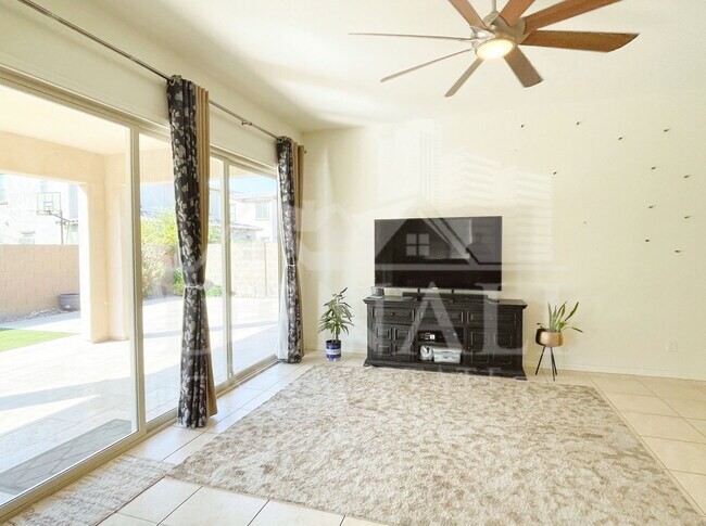 Foto del edificio - 273 E Lantana Dr