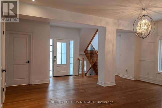 Building Photo - 7171 Lionshead Ave