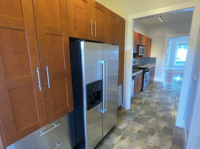 Foto del edificio - 1156 W Edgeware Rd