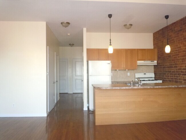 Kitchen 2 - 691 DeKalb Ave