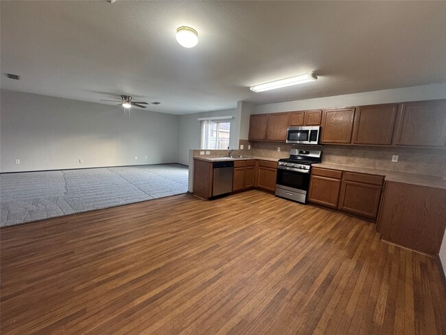 Foto del edificio - 12714 Windy Summer Ln