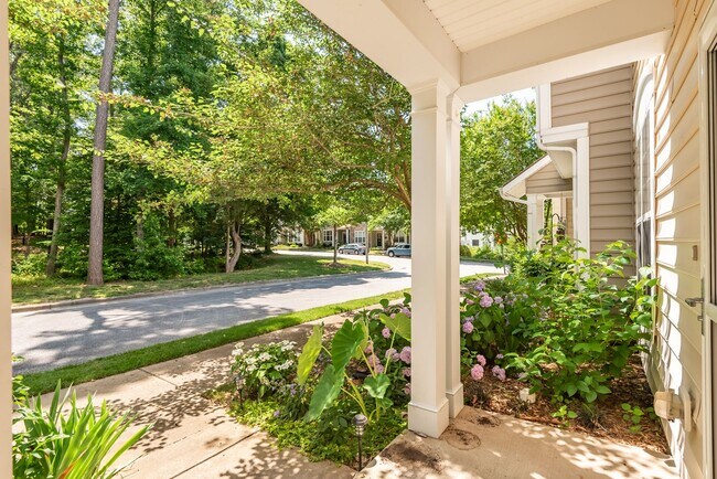 Foto del edificio - Hope Valley Farms Townhouse