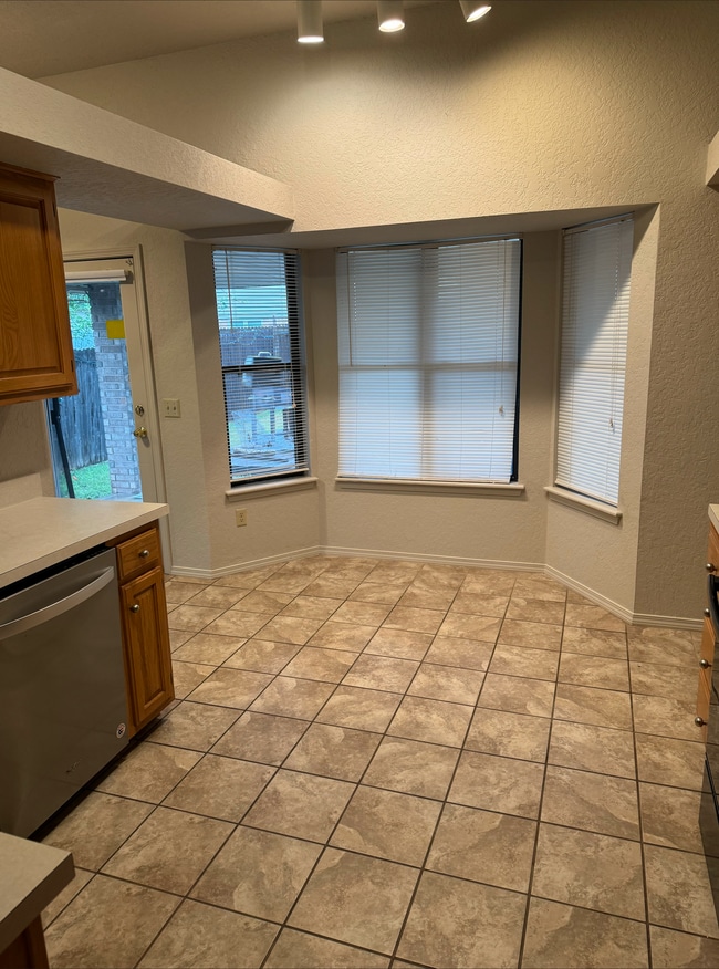 Building Photo - 11408 Brown Ave