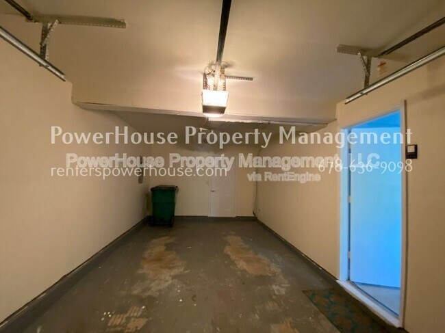 Foto del edificio - 10260 Piney Ridge Walk