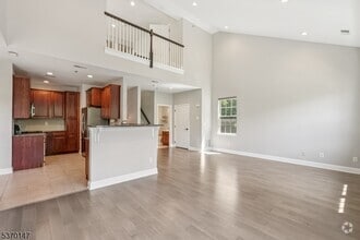 Building Photo - 3 Taft Ln