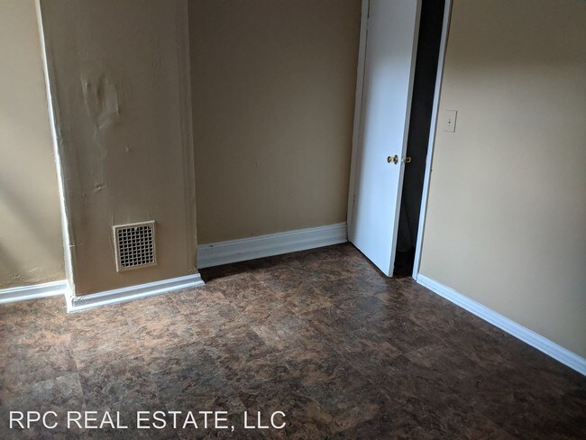 Foto del edificio - 3 br, 1 bath House - 536 Grant St