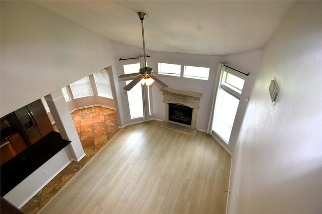 Building Photo - 6330 Bennington Springs Dr