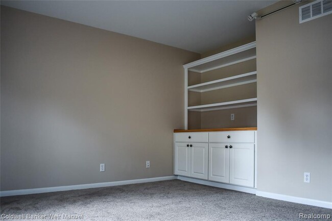 Building Photo - 16488 Winchester Dr