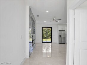 Building Photo - 2811 Cerito Ave N